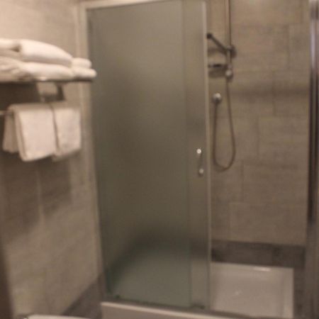 Ricci Rooms Генуа Екстериор снимка