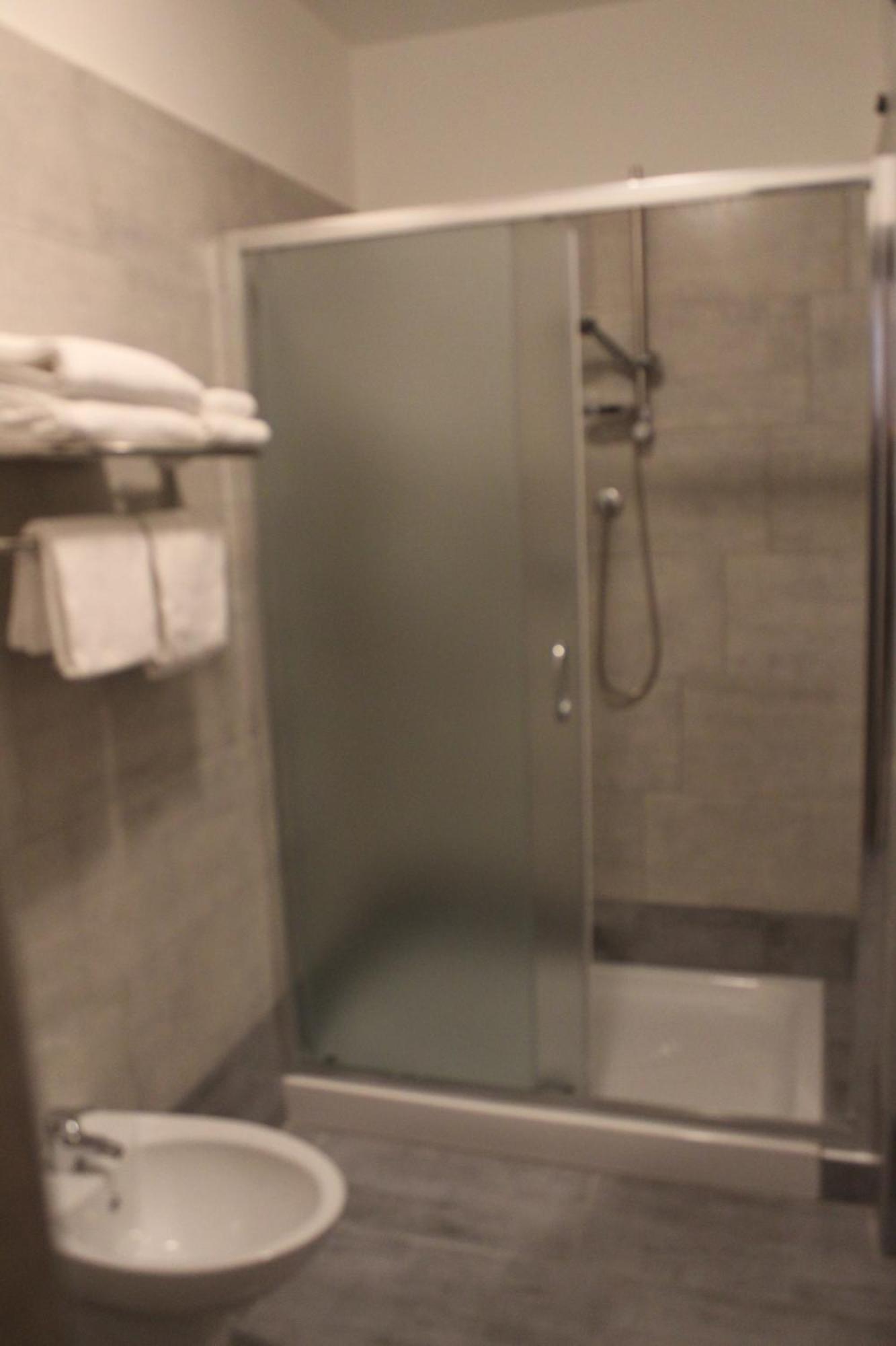 Ricci Rooms Генуа Екстериор снимка